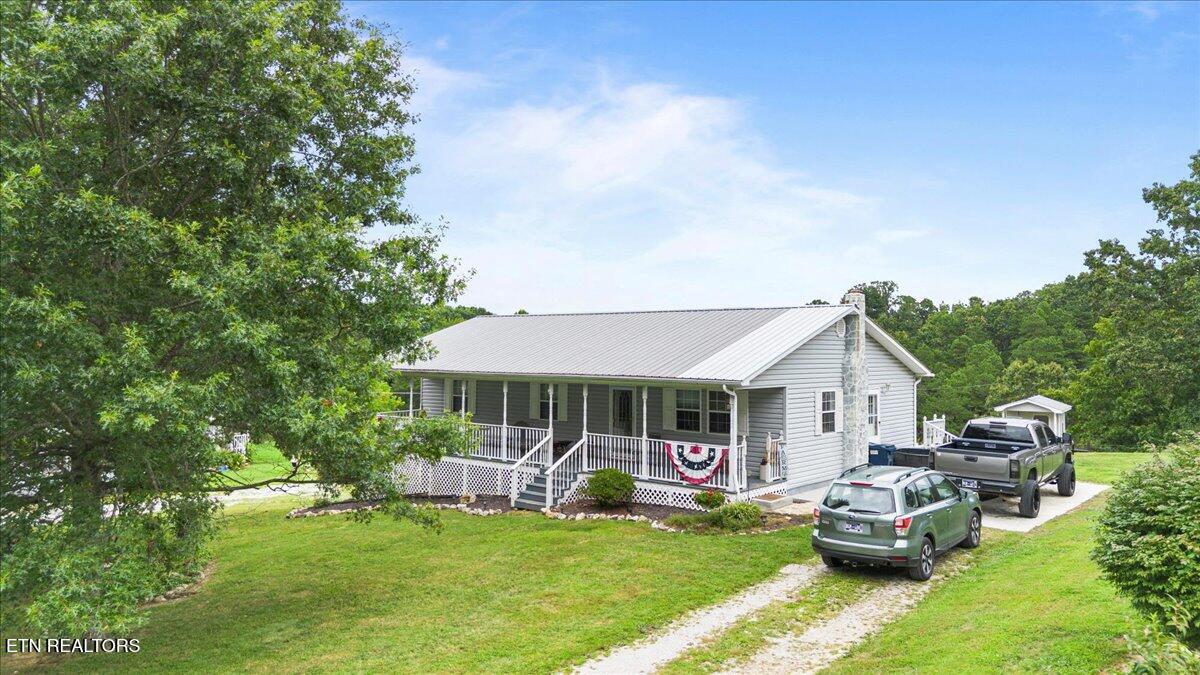 286 Lewis White Lane, LaFollette