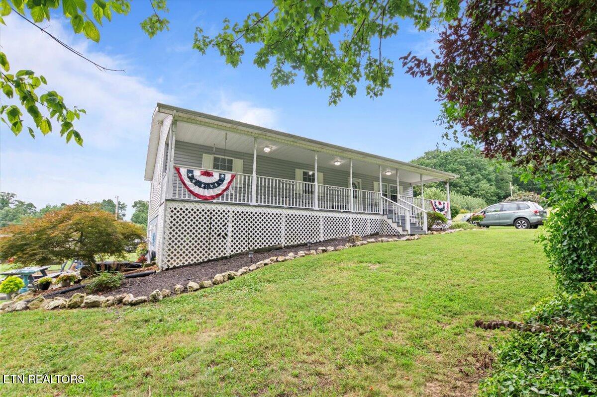 286 Lewis White Lane, LaFollette