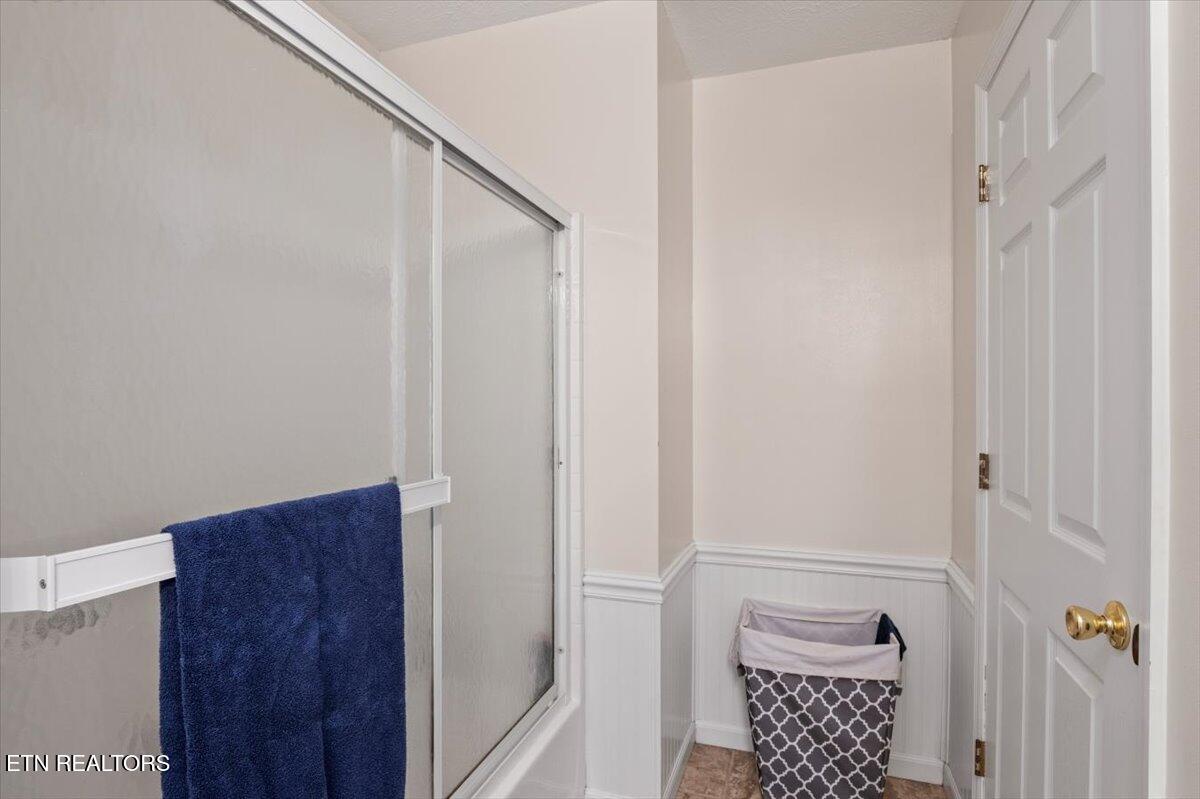 286 Lewis White Lane, LaFollette