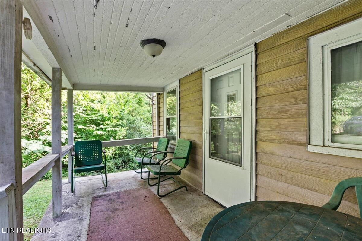 409 N 8th St, LaFollette