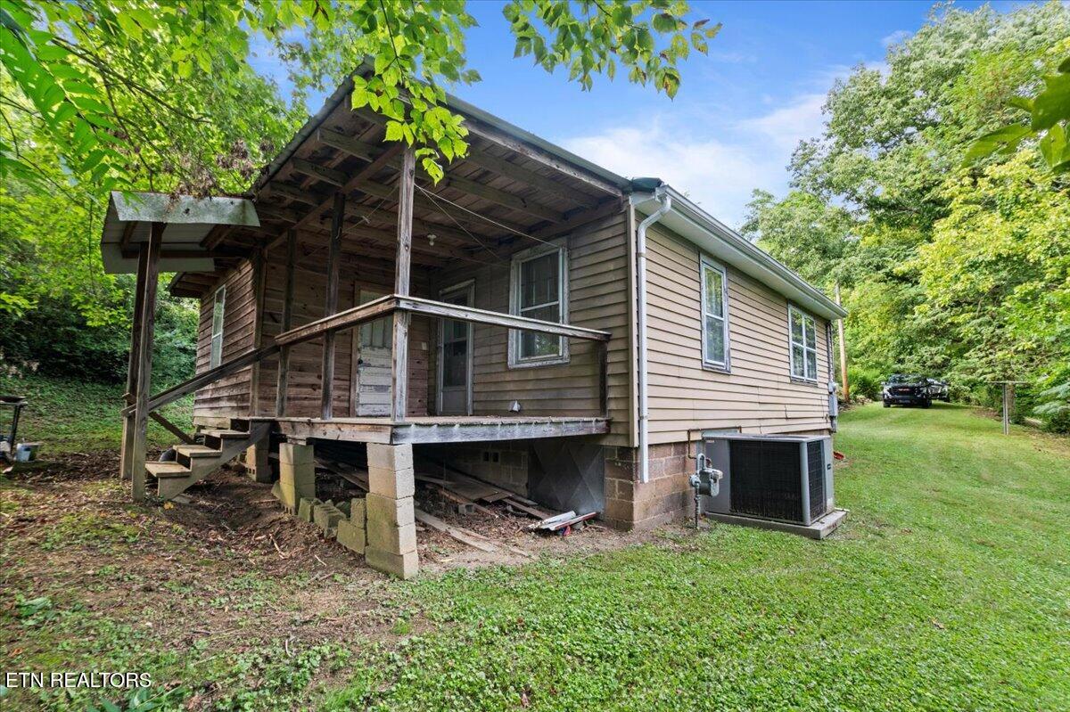 409 N 8th St, LaFollette