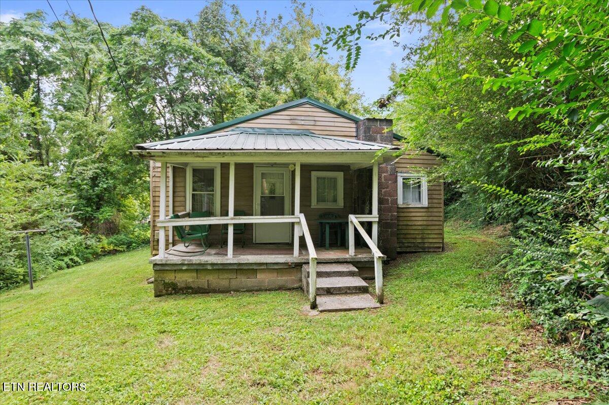 409 N 8th St, LaFollette