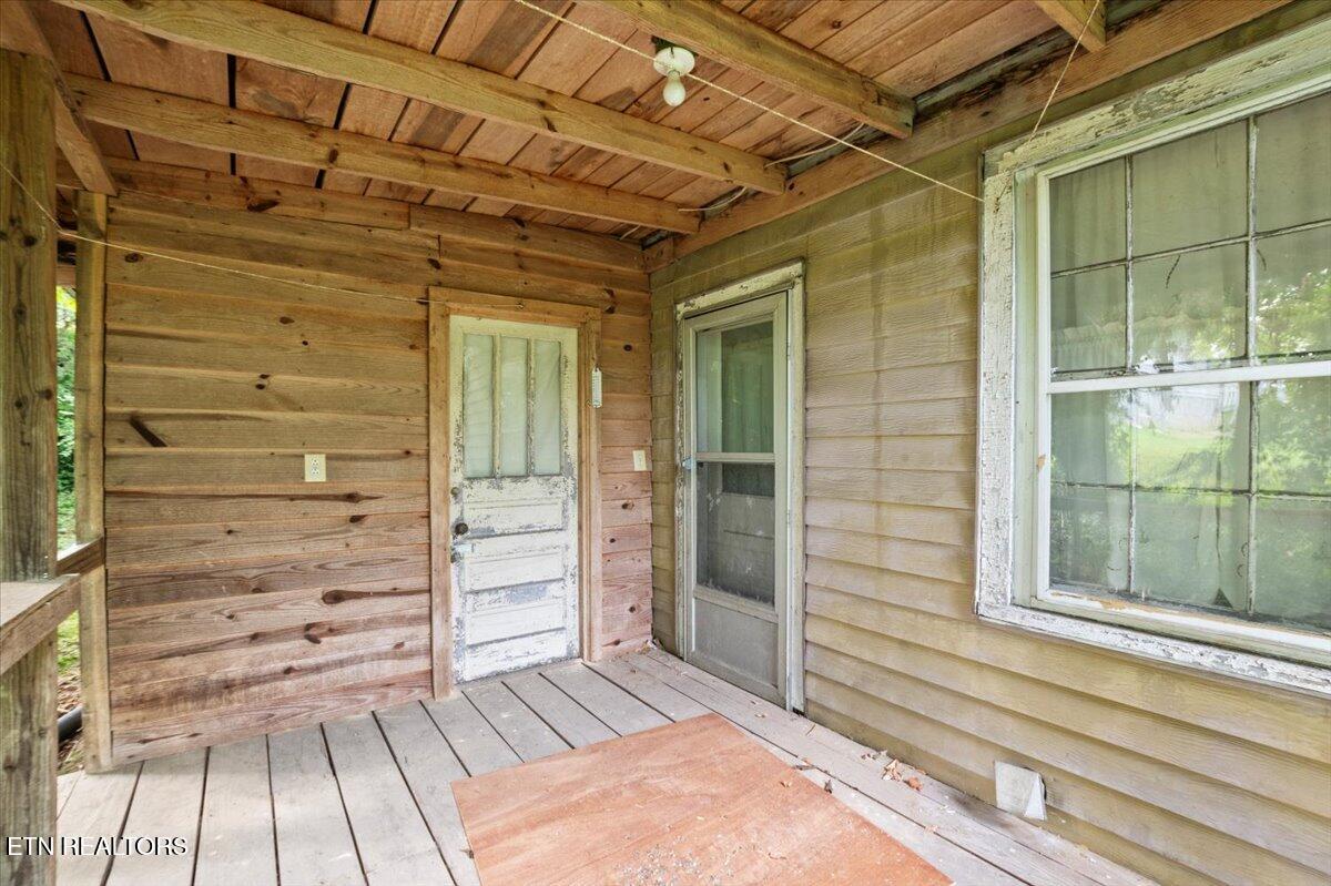 409 N 8th St, LaFollette