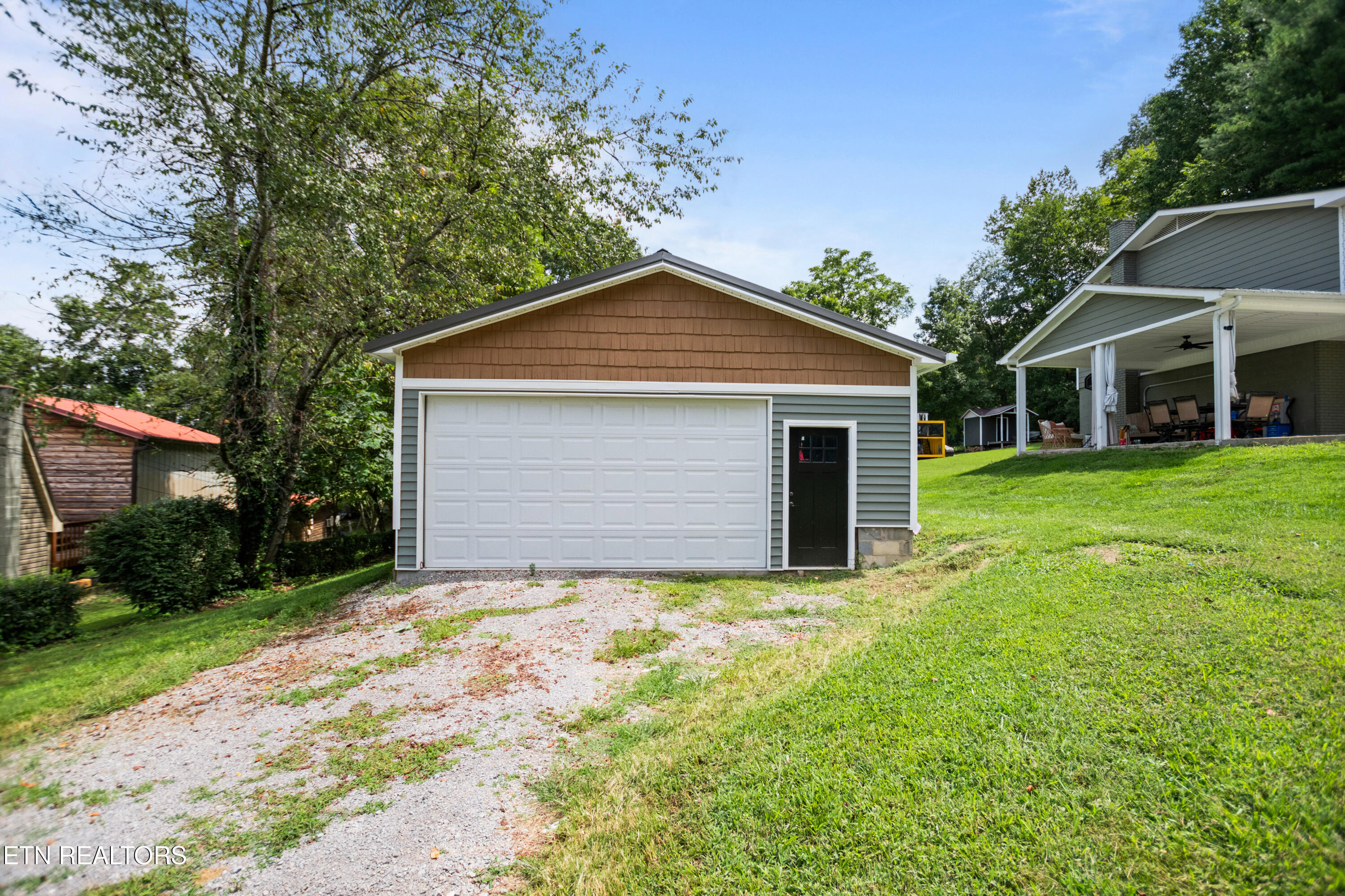 161 Summit Drive