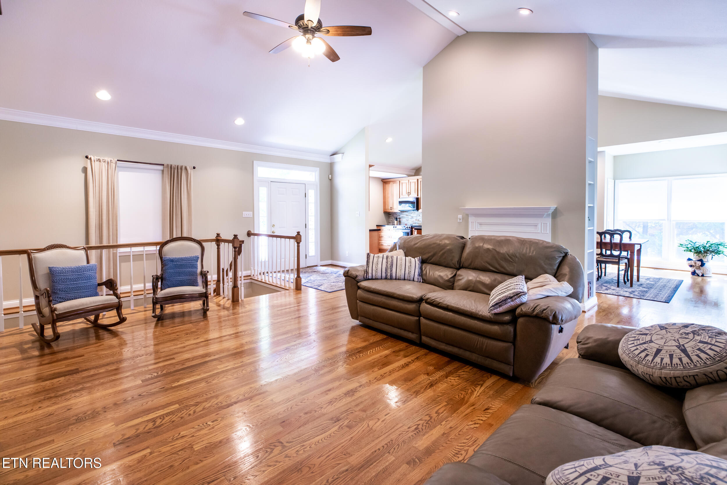 961 Foxridge Lane