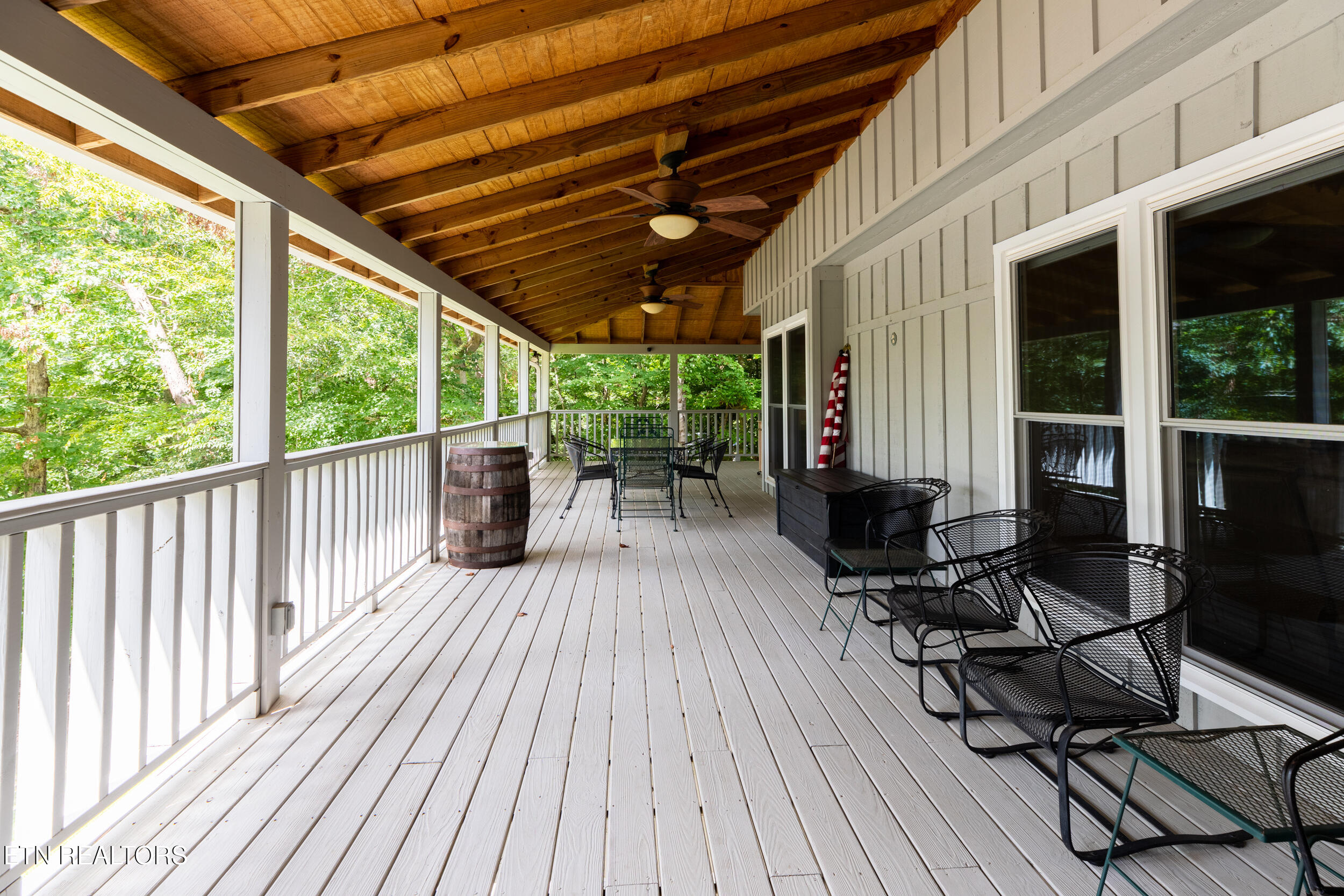 961 Foxridge Lane