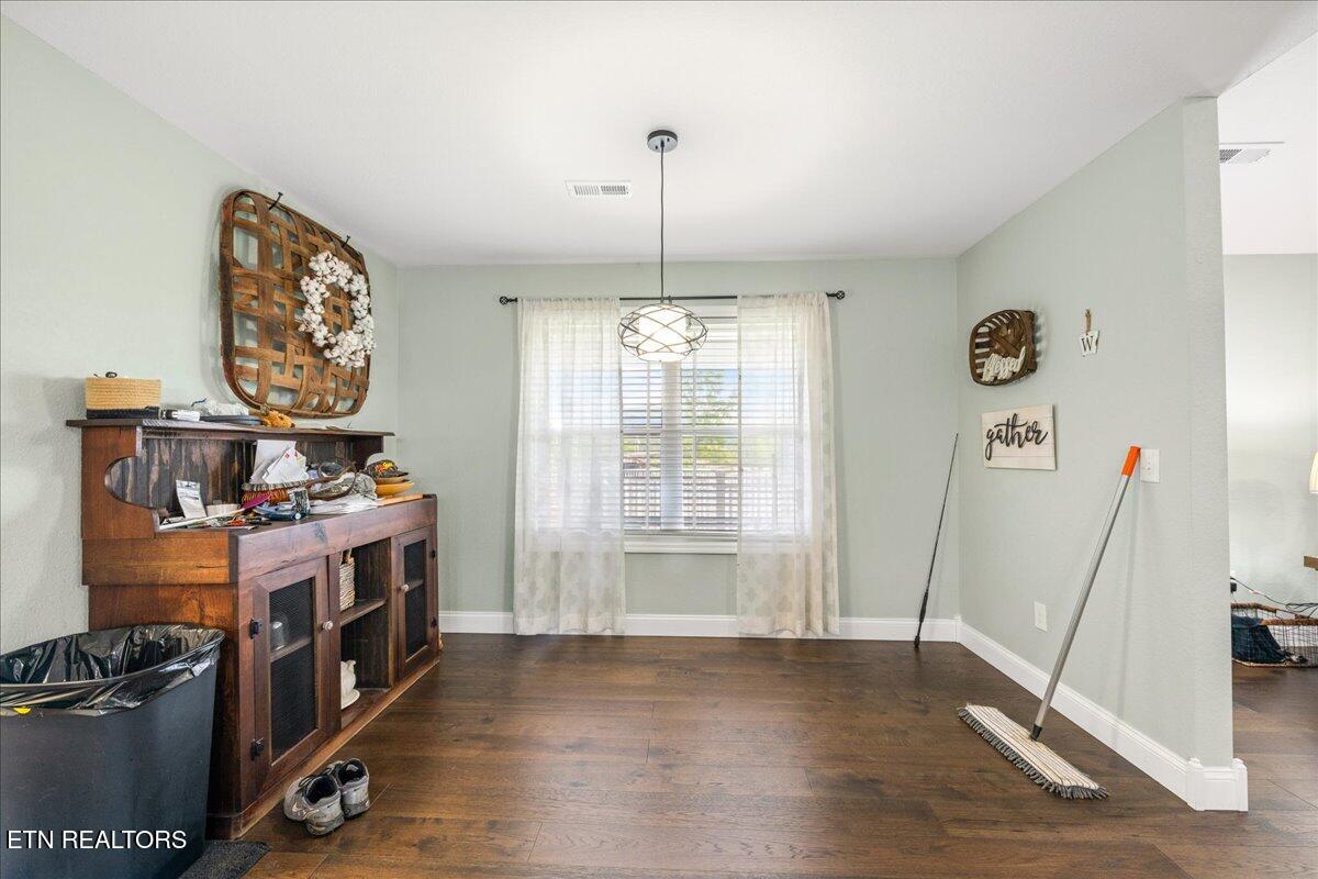 111 Mckinney Rd, LaFollette