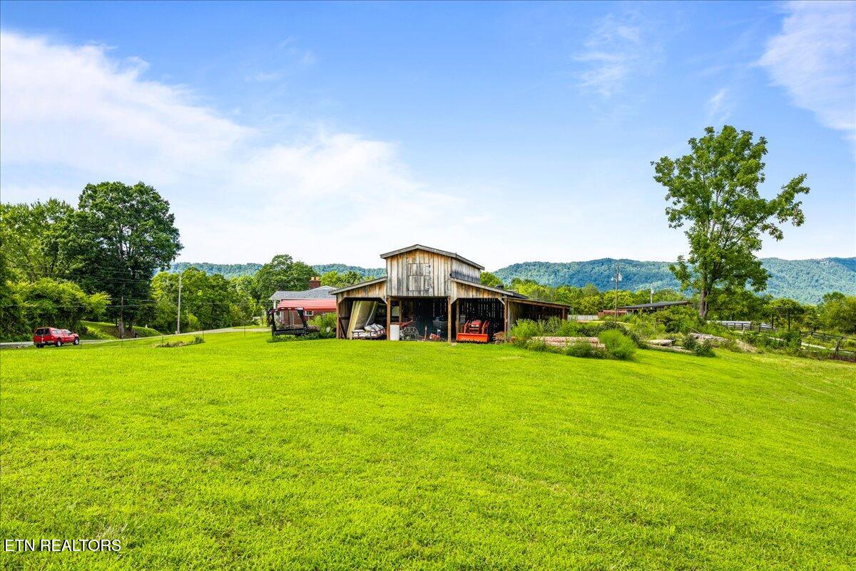 111 Mckinney Rd, LaFollette