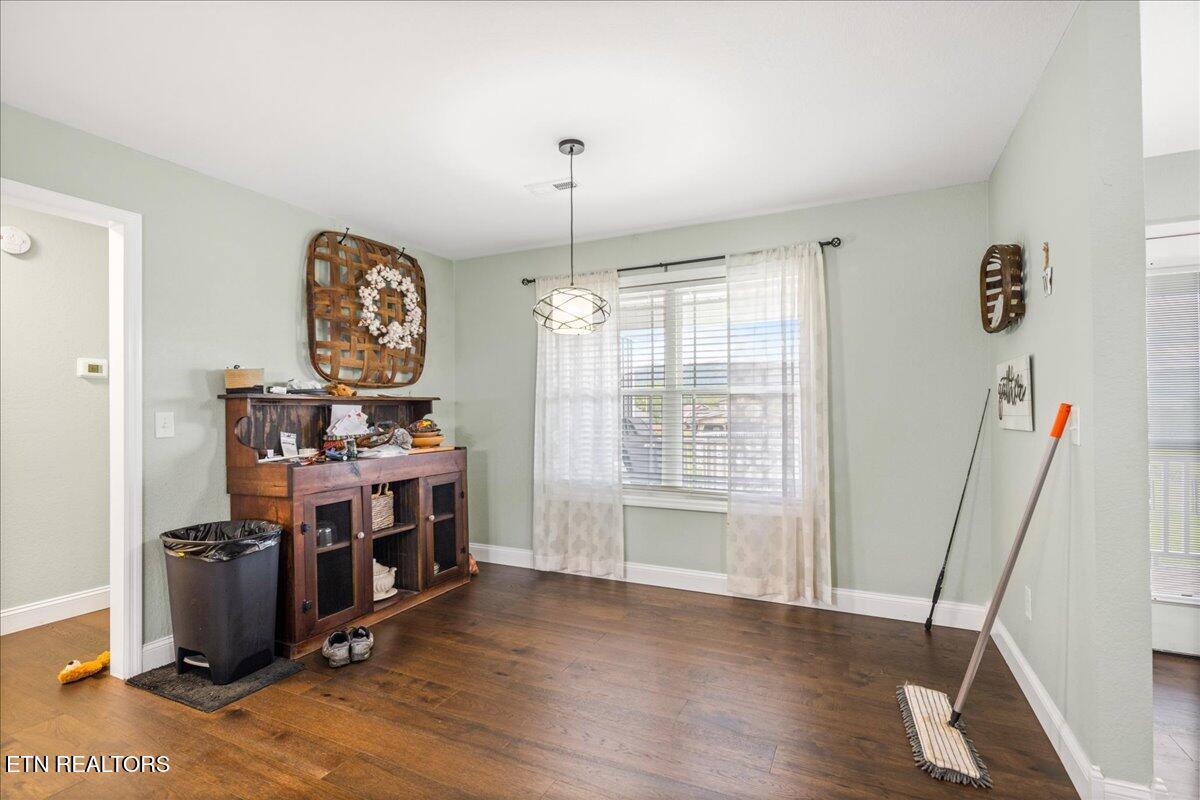 111 Mckinney Rd, LaFollette