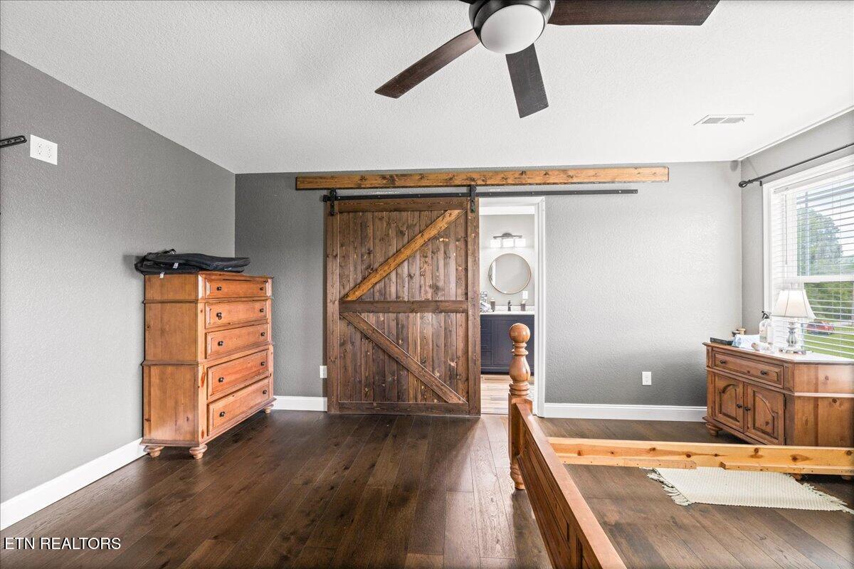 111 Mckinney Rd, LaFollette