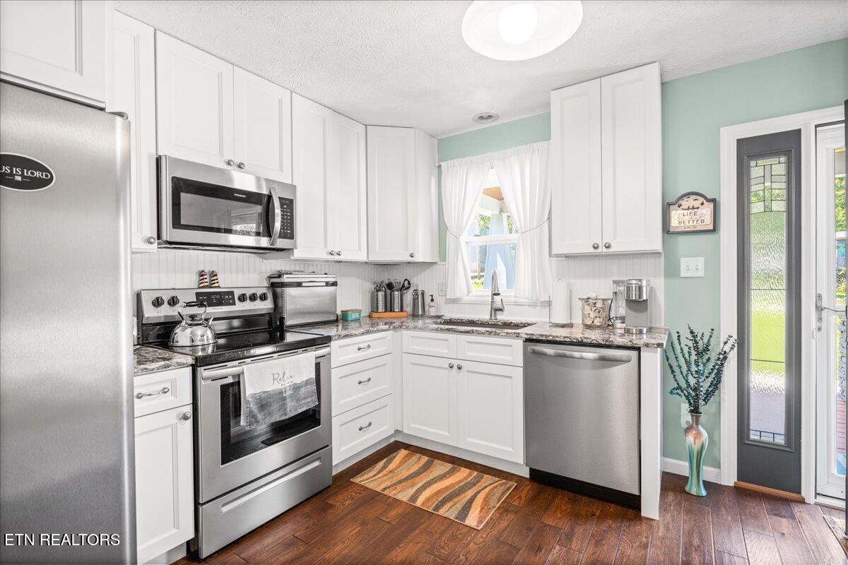 239 Cliffside Drive, LaFollette