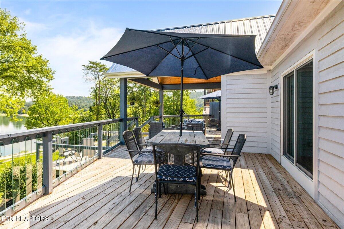 239 Cliffside Drive, LaFollette