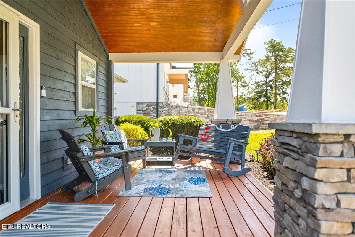 239 Cliffside Drive, LaFollette