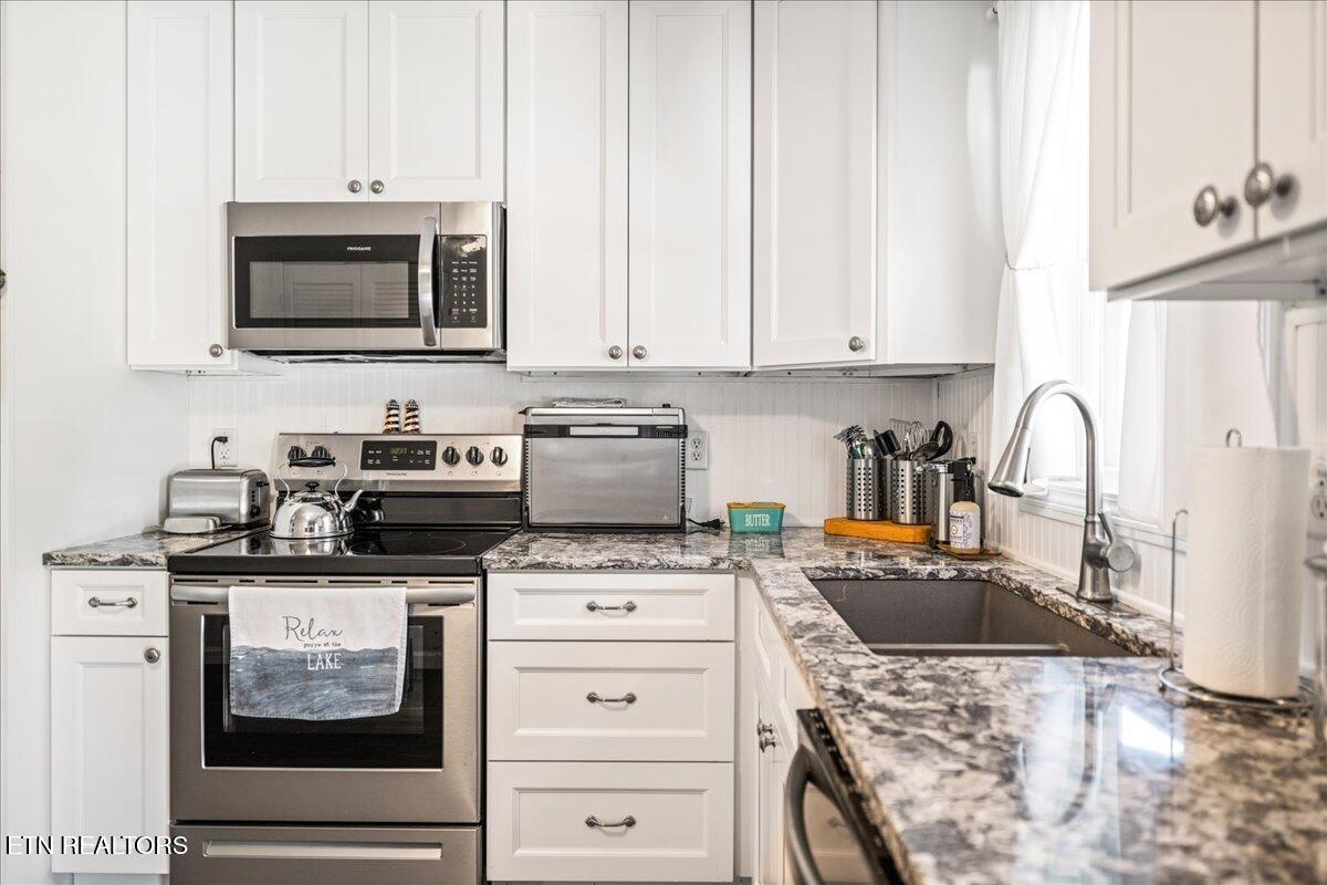 239 Cliffside Drive, LaFollette