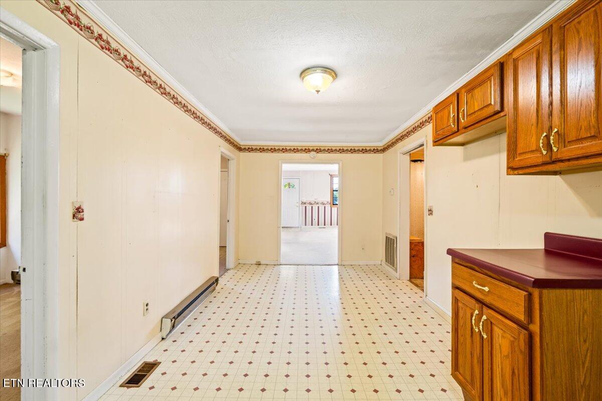 509 E Forrest St, LaFollette