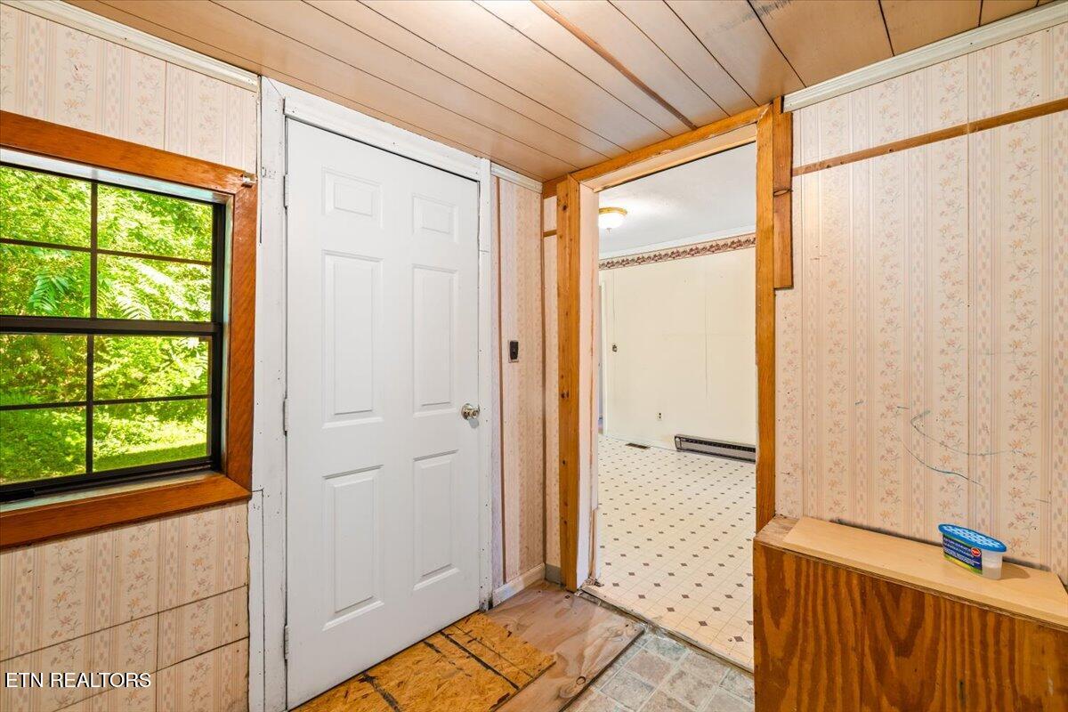 509 E Forrest St, LaFollette