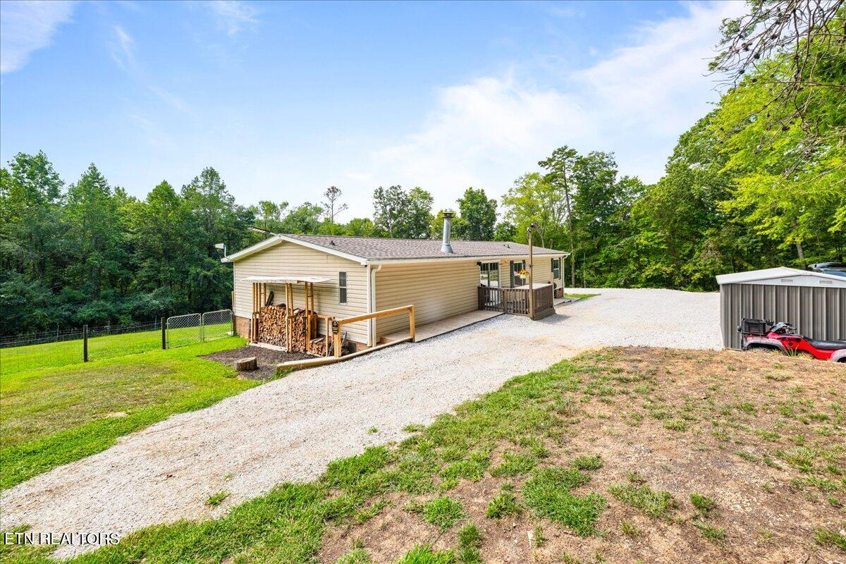 160 Cove Hollow Rd, LaFollette