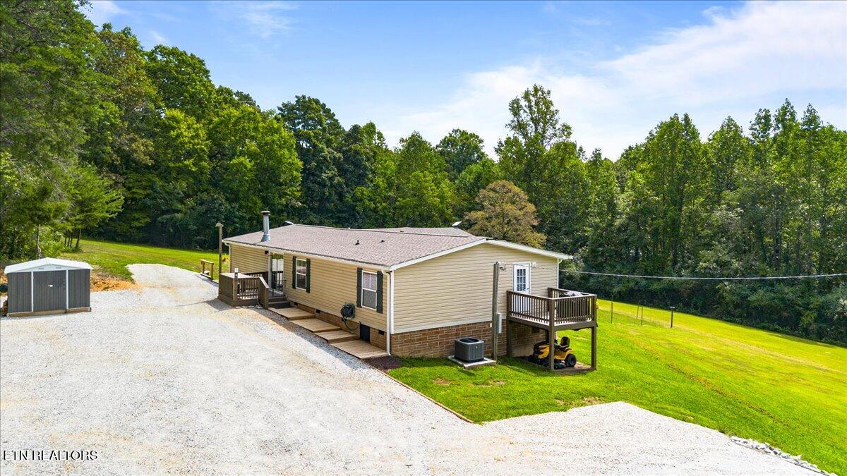 160 Cove Hollow Rd, LaFollette
