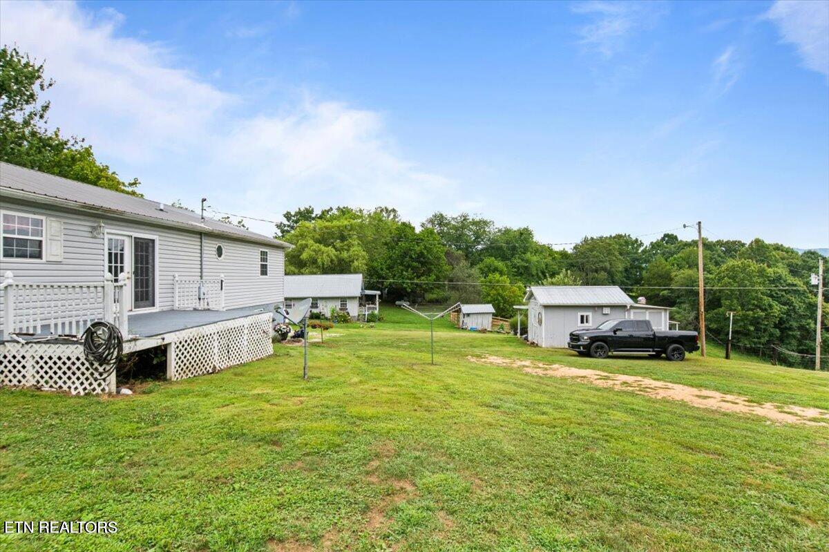 286 Lewis White Lane, LaFollette