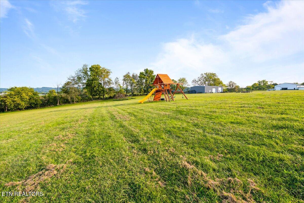 1126 Cross Valley Rd, LaFollette