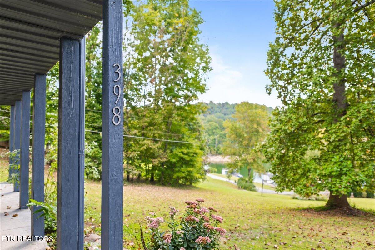 398 Perry Smith Lane
