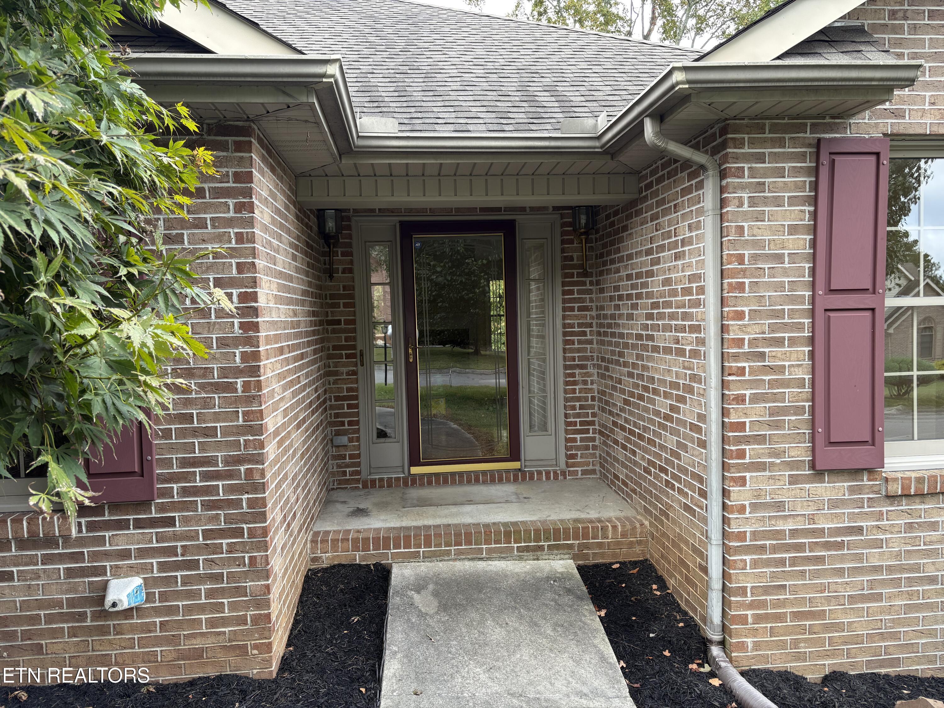 232 Country Run Circle, 3