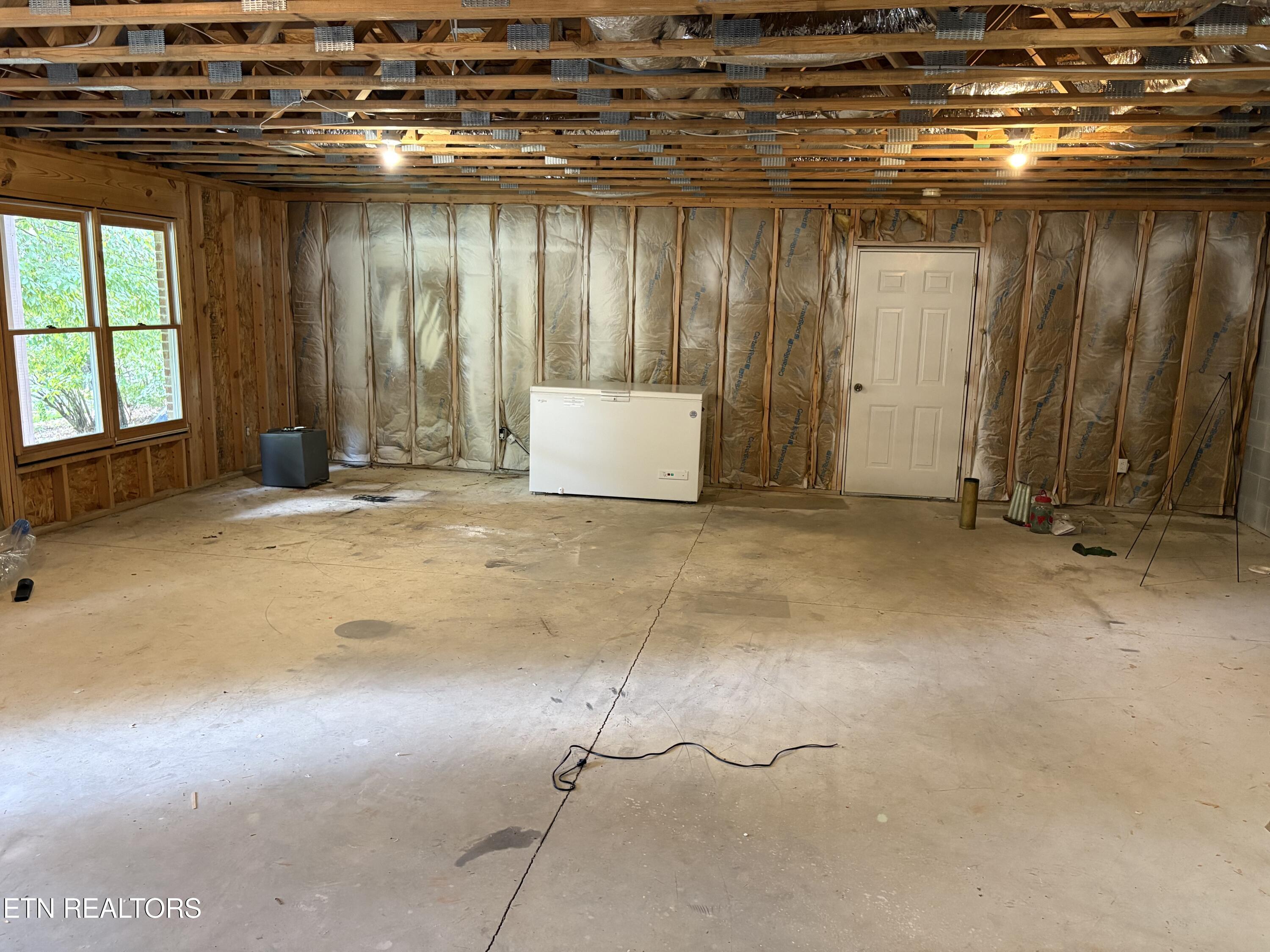 232 Country Run Circle, 3