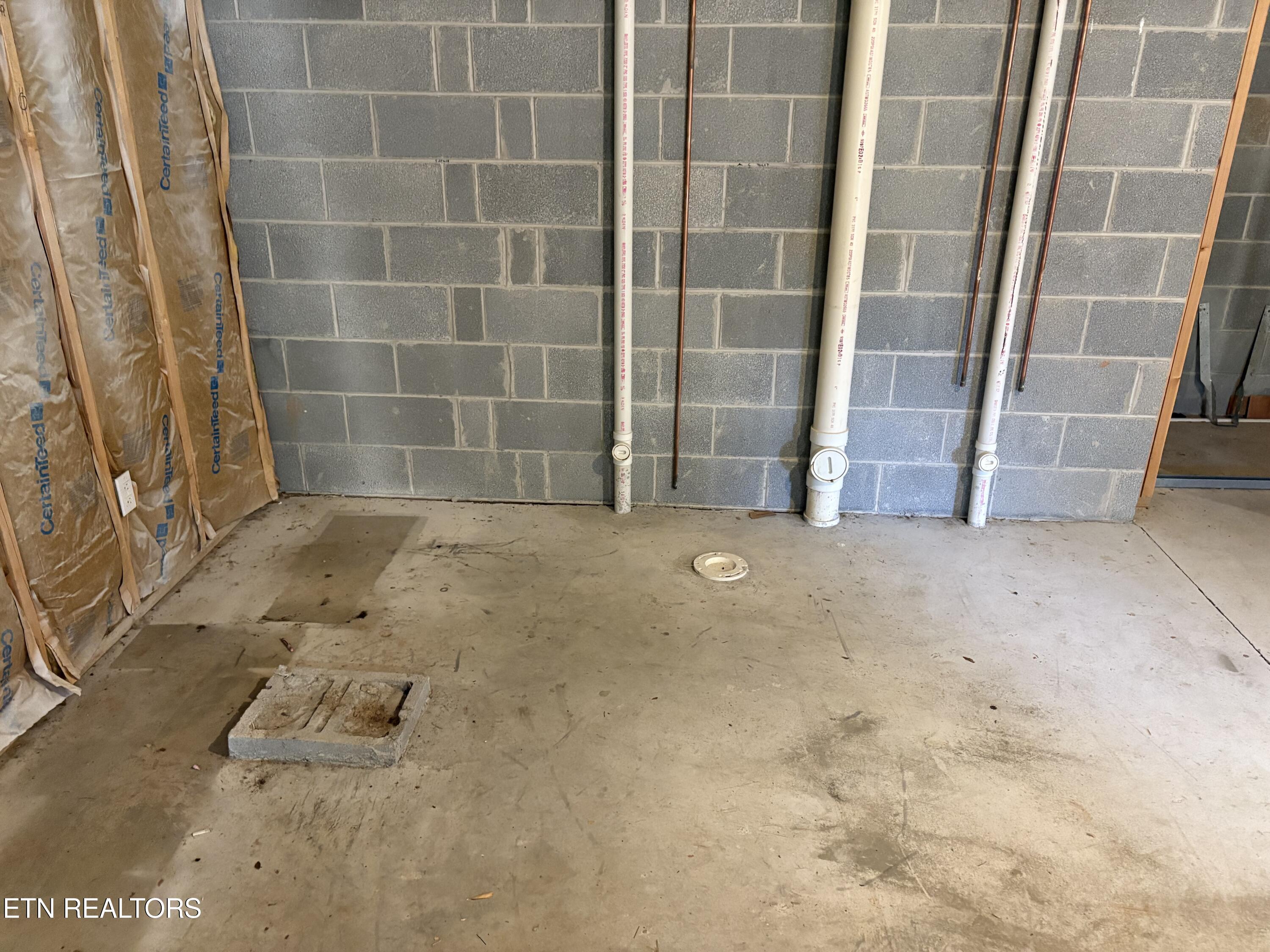 232 Country Run Circle, 3