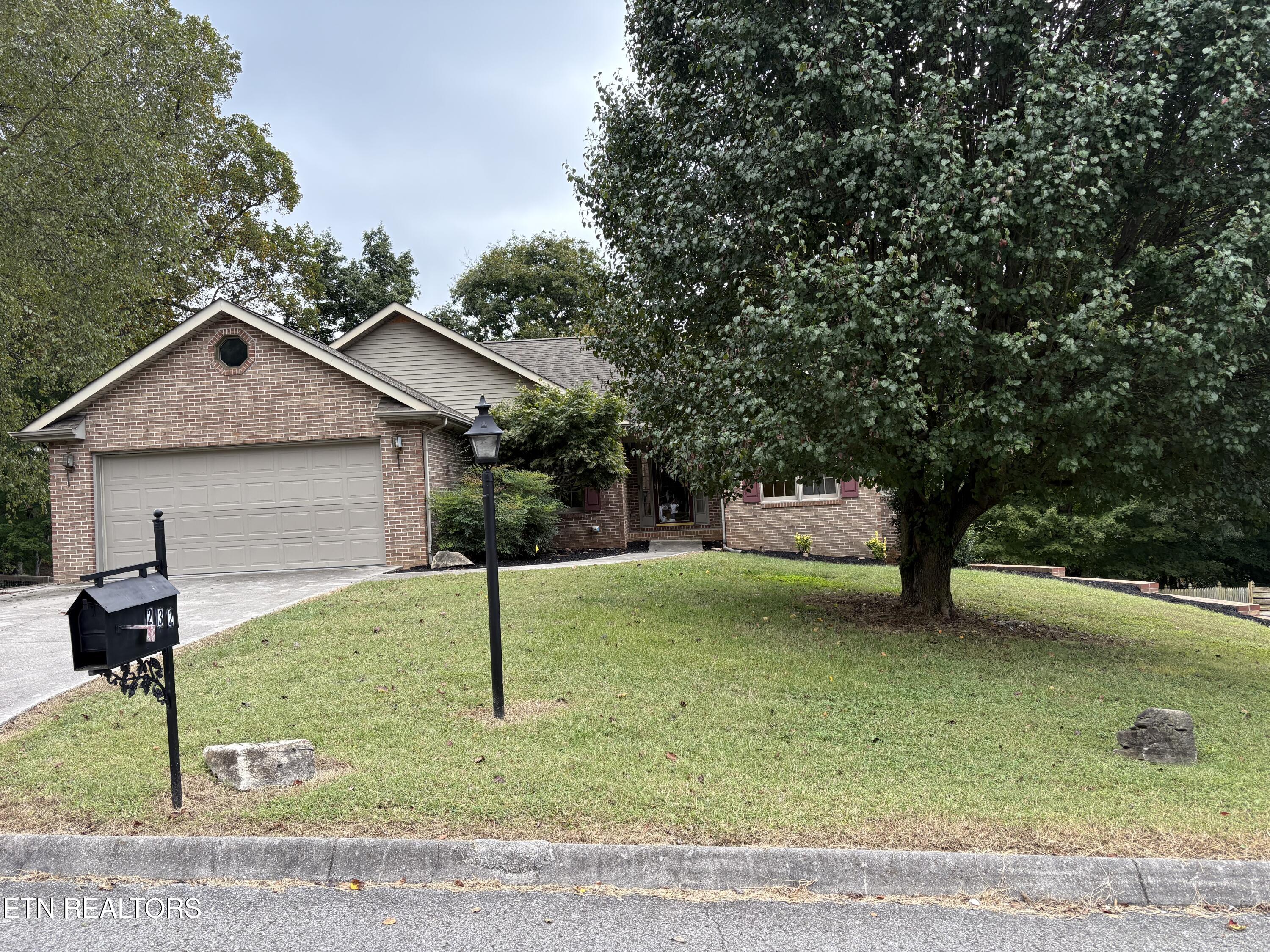 232 Country Run Circle, 3