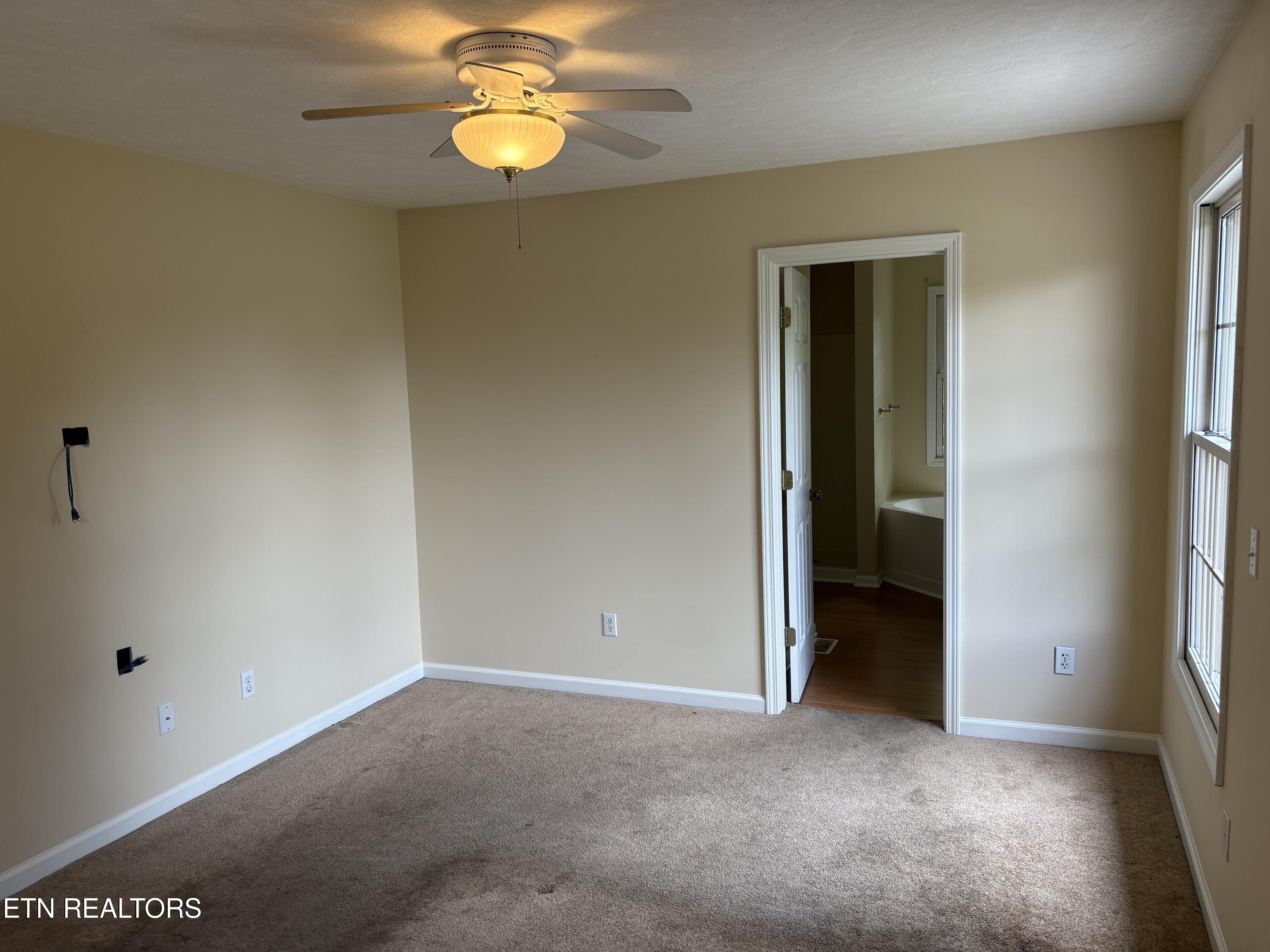 232 Country Run Circle, 3