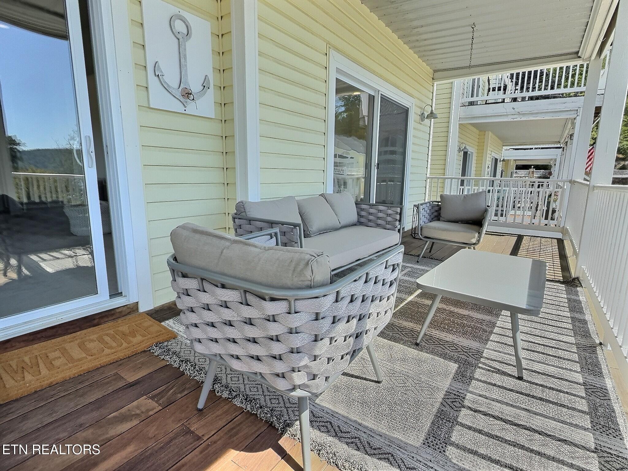 117 W Deer Hill Village Lane, LaFollette