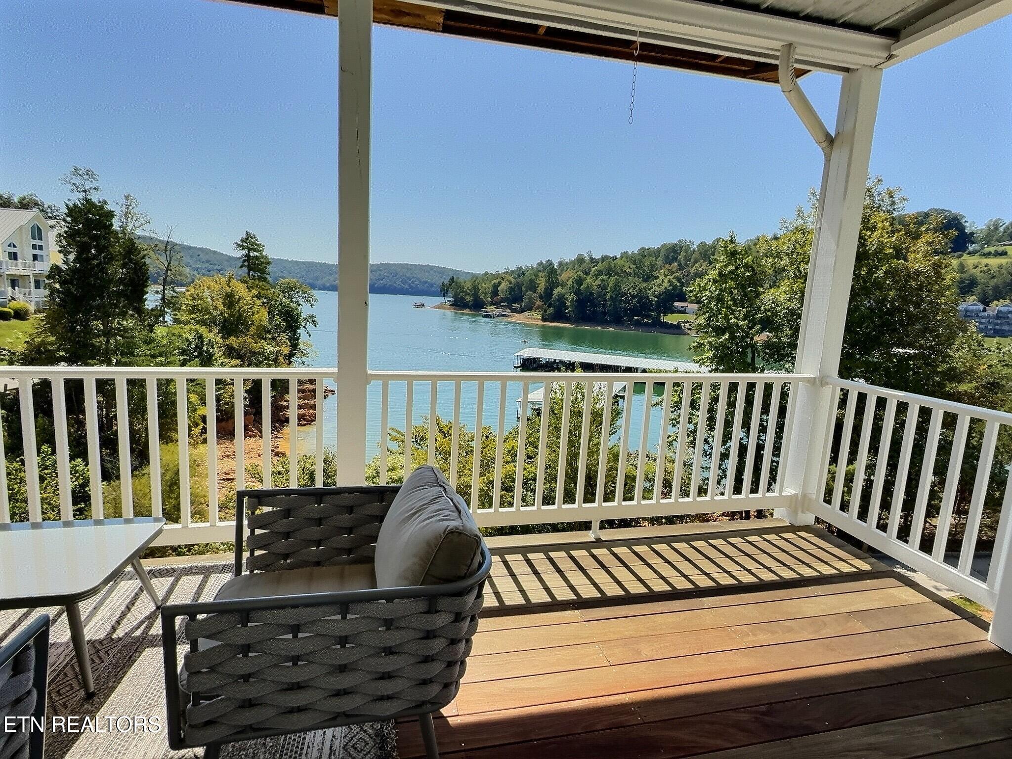 117 W Deer Hill Village Lane, LaFollette