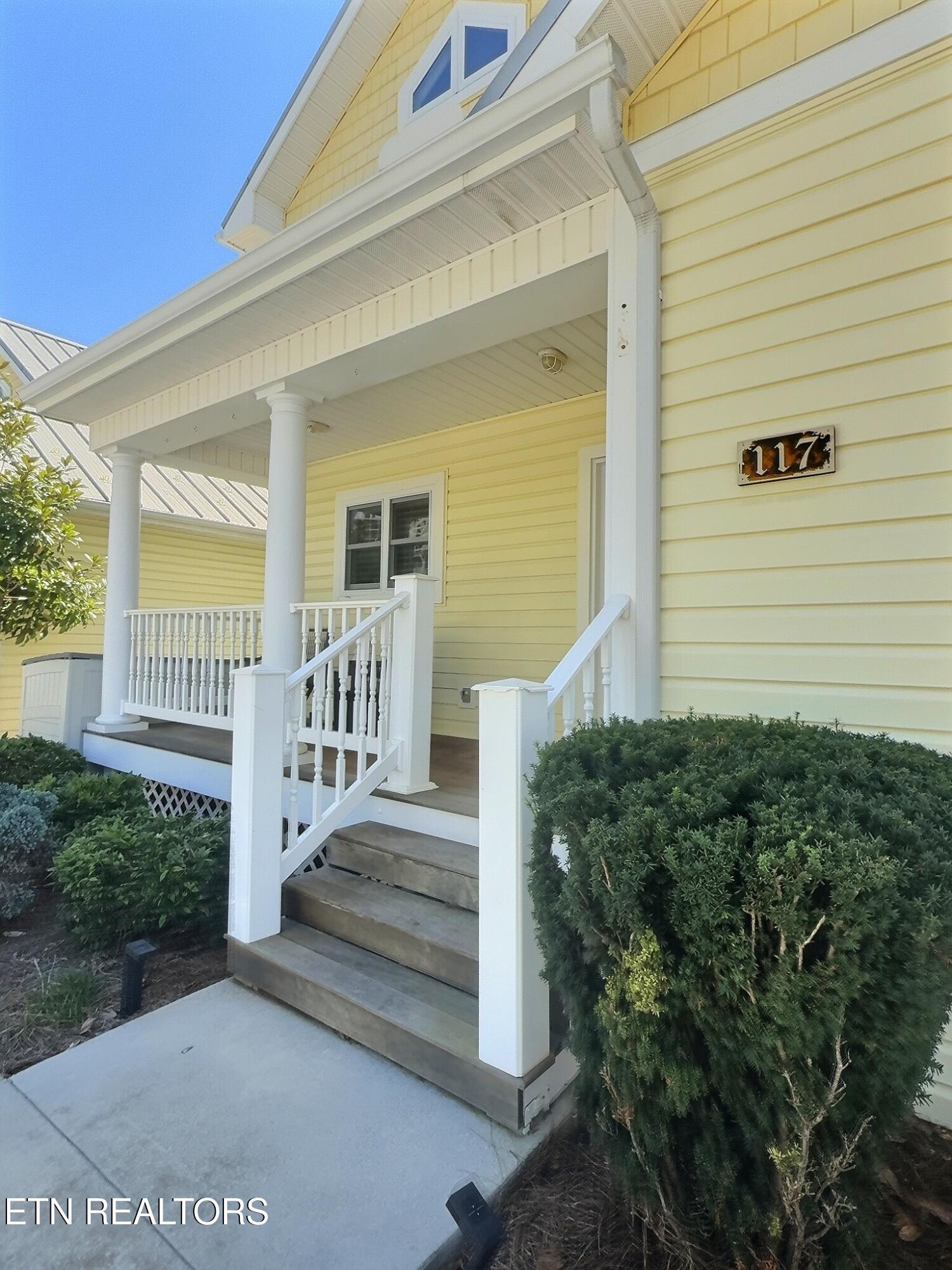 117 W Deer Hill Village Lane, LaFollette