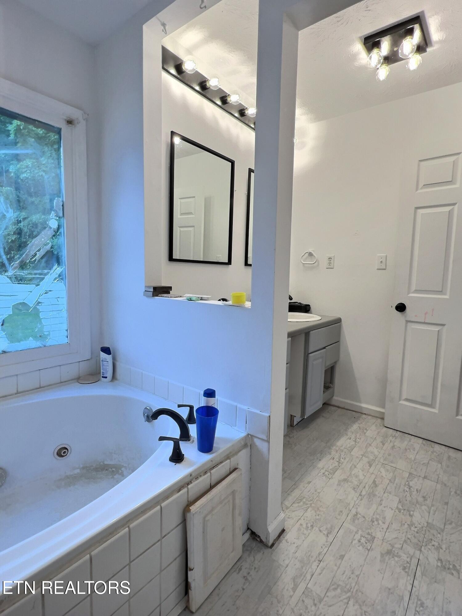 275 Haven Lane, LaFollette