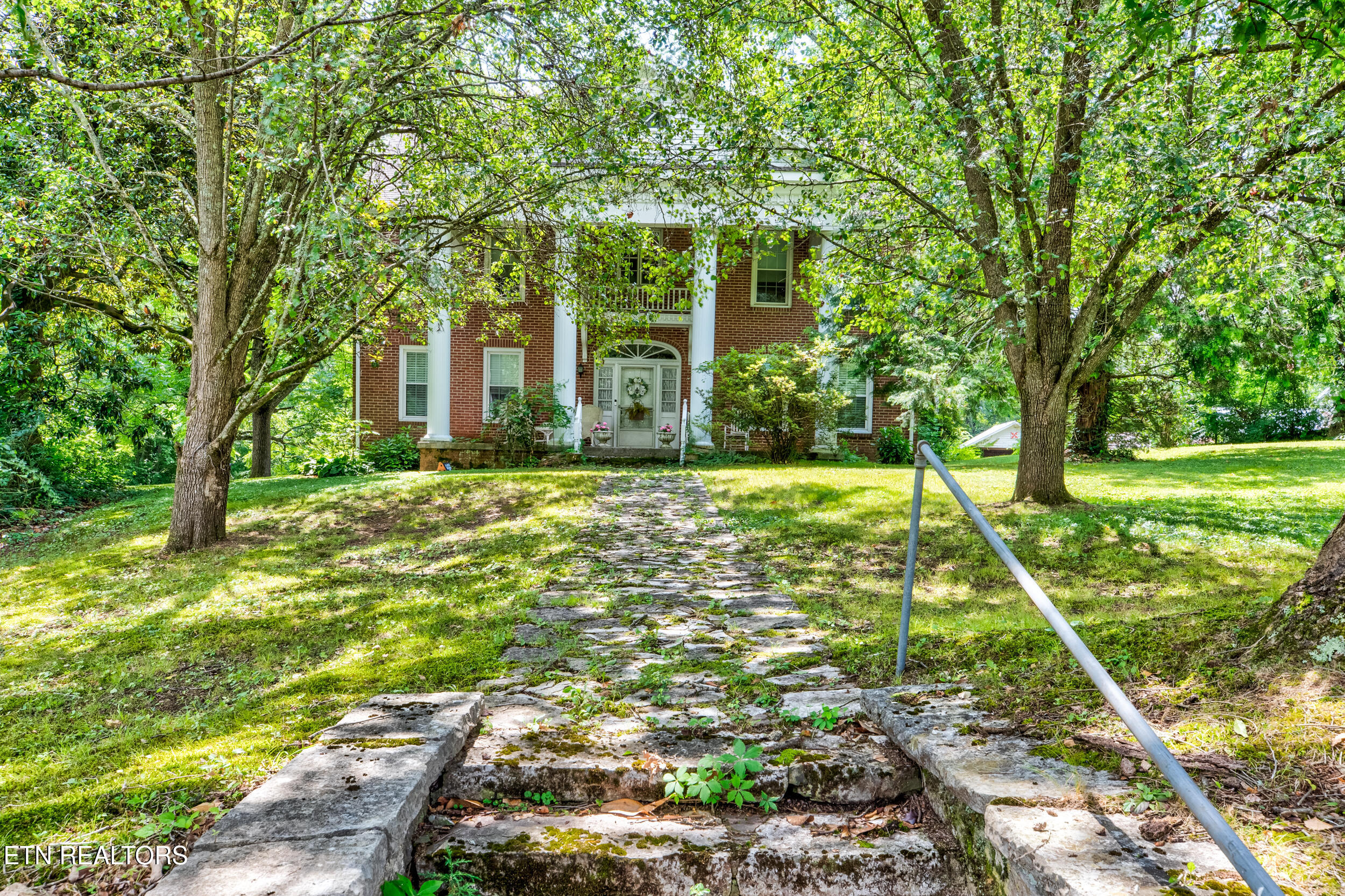 502 Middlesboro Rd, LaFollette