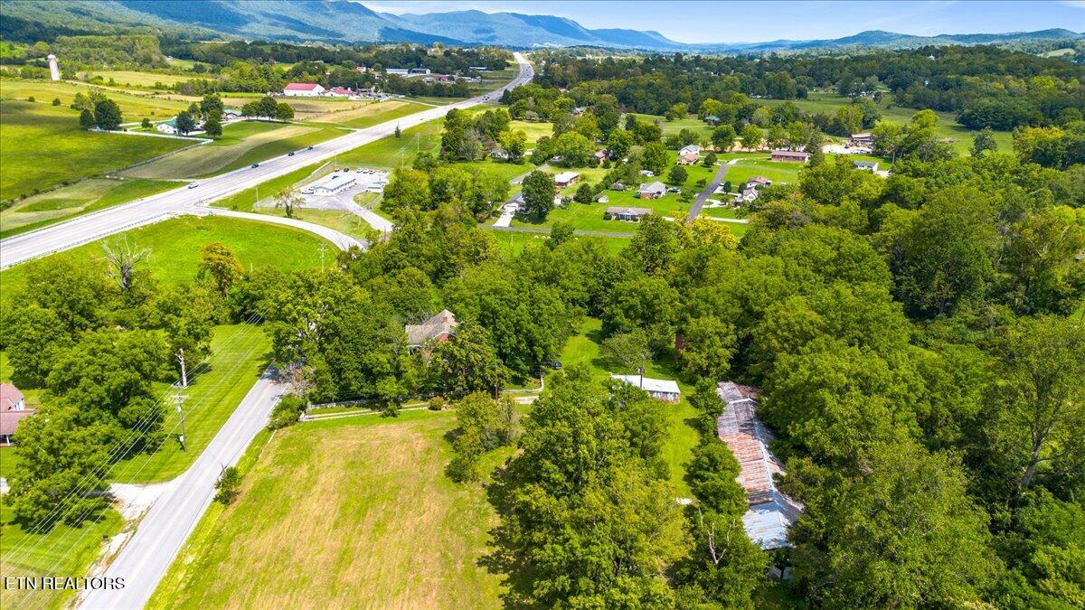 502 Middlesboro Rd, LaFollette