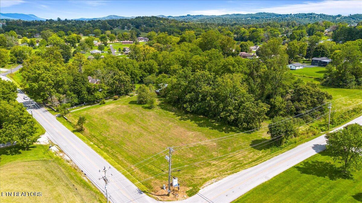 502 Middlesboro Rd, LaFollette