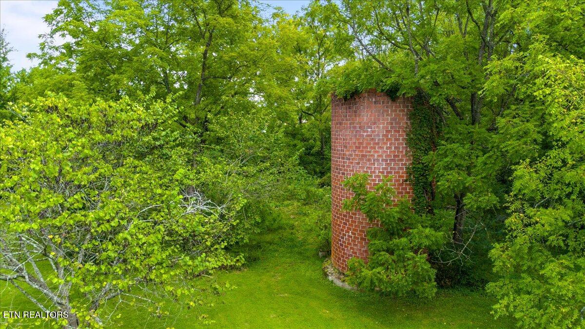 502 Middlesboro Rd, LaFollette