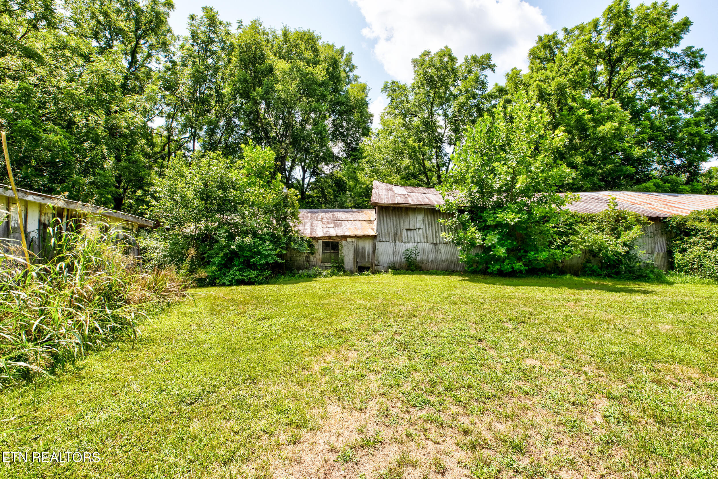 502 Middlesboro Rd, LaFollette