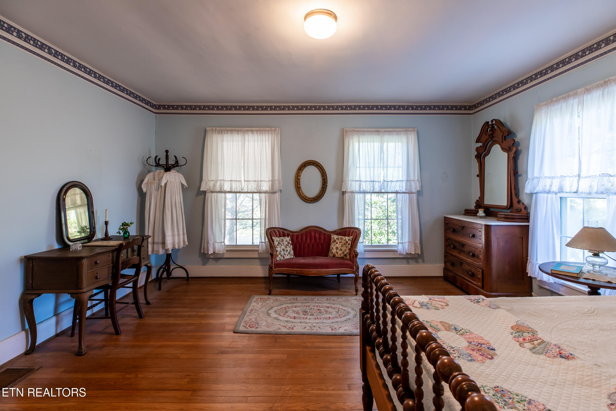 502 Middlesboro Rd, LaFollette