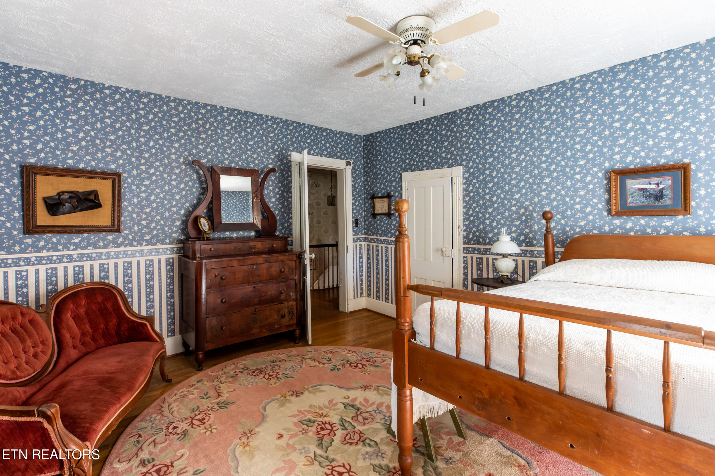 502 Middlesboro Rd, LaFollette