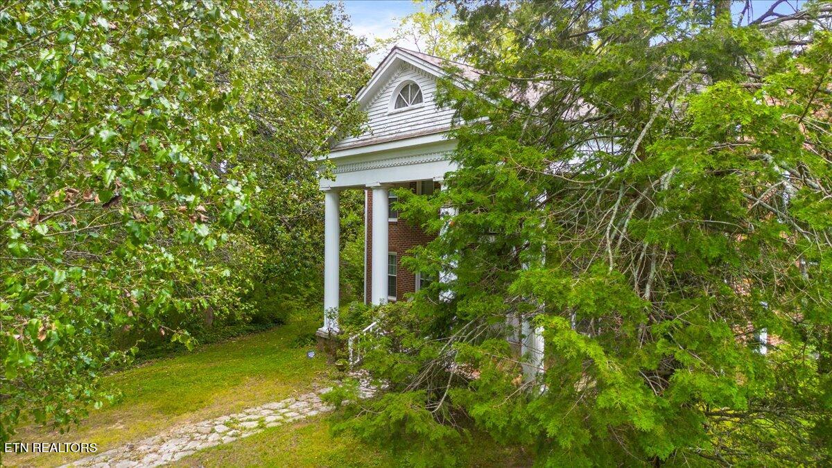 502 Middlesboro Rd, LaFollette