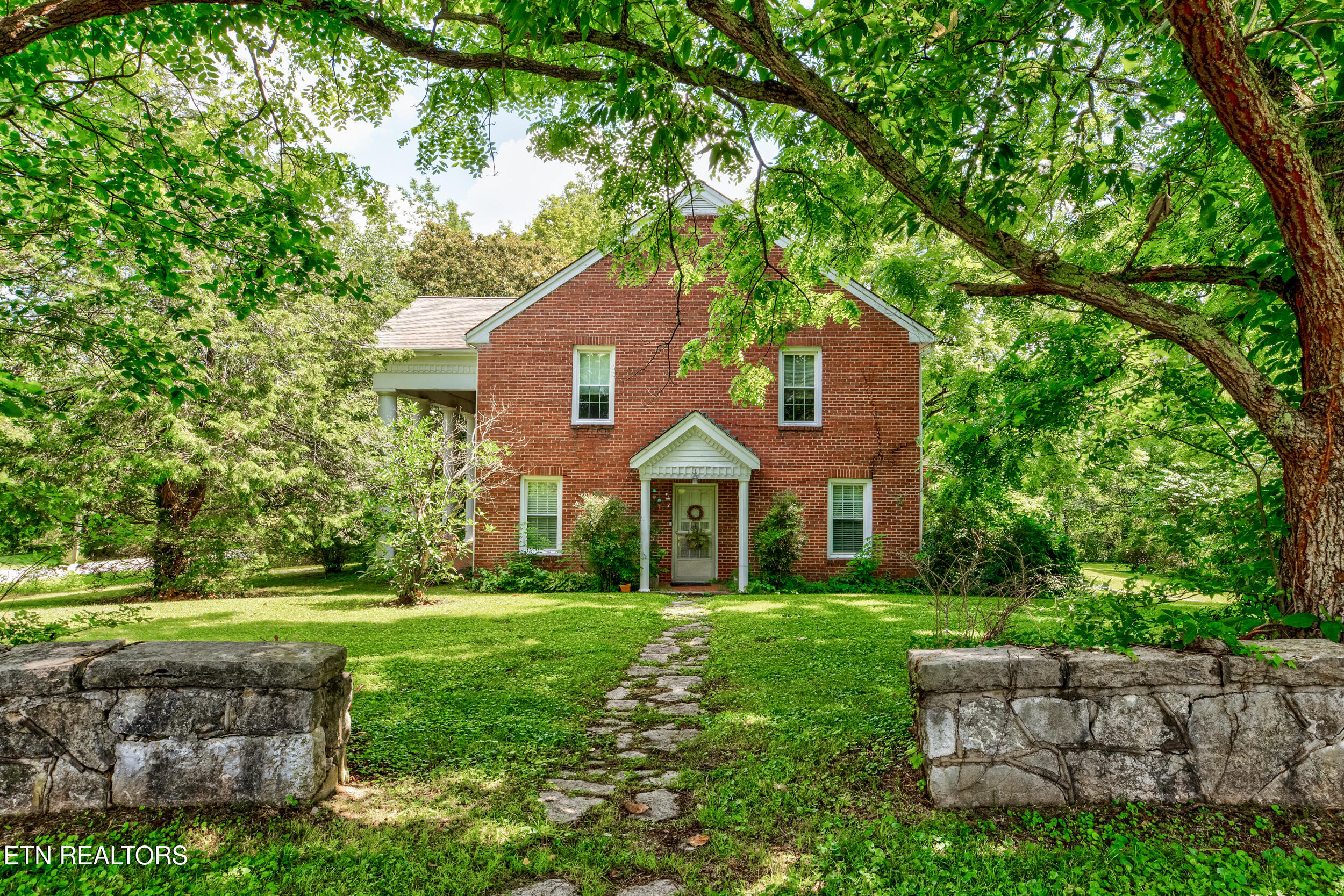 502 Middlesboro Rd, LaFollette