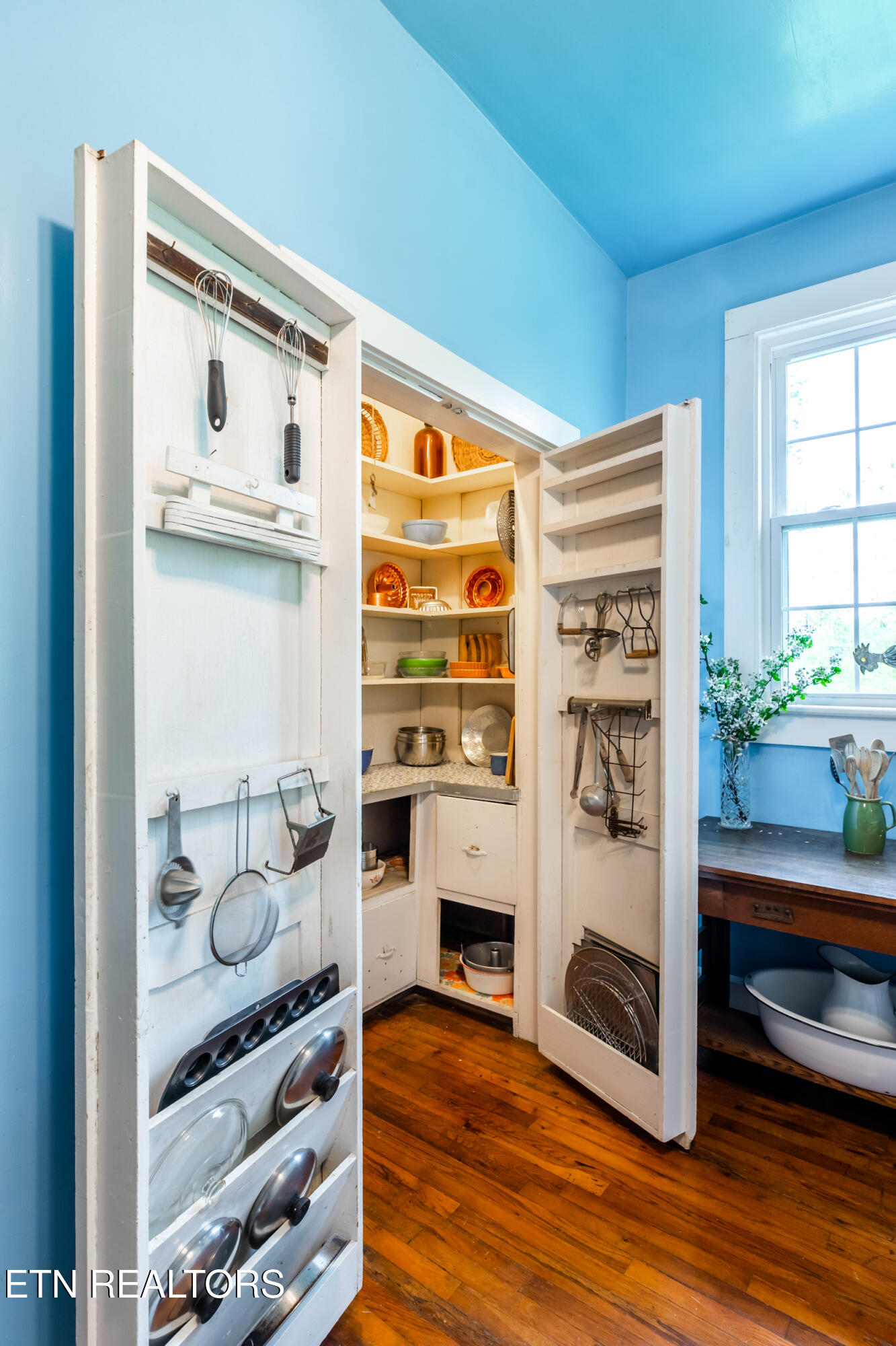 502 Middlesboro Rd, LaFollette