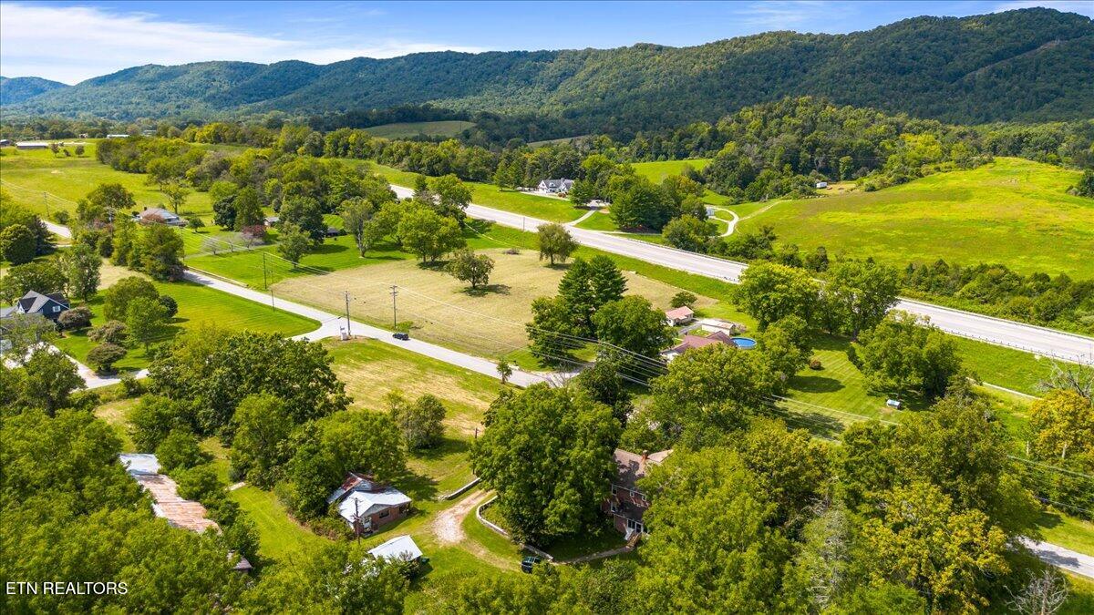 502 Middlesboro Rd, LaFollette