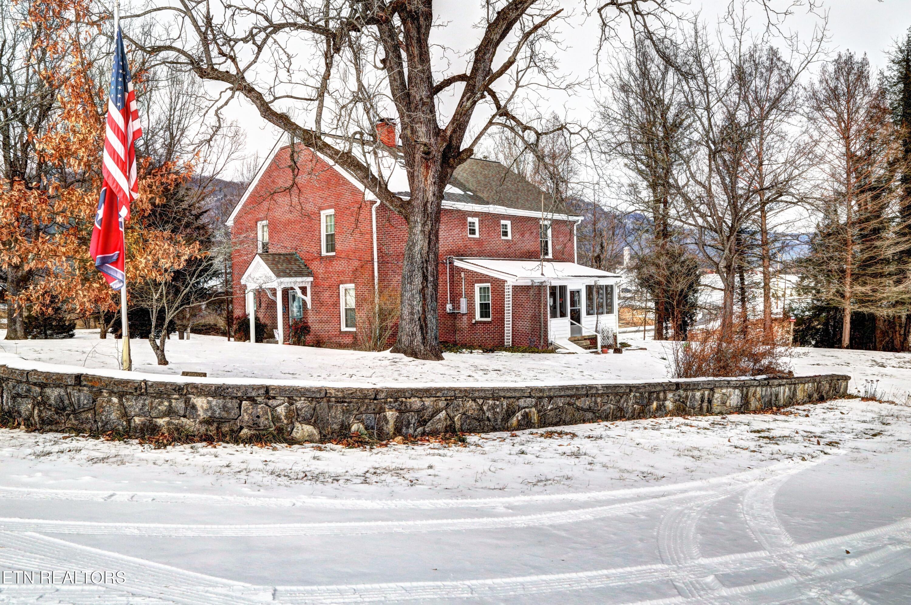 502 Middlesboro Rd, LaFollette