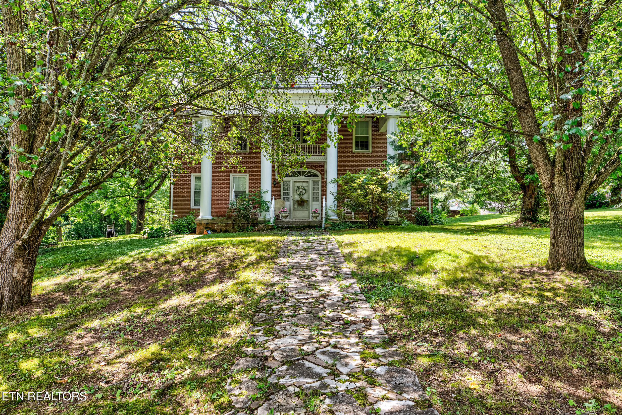 502 Middlesboro Rd, LaFollette