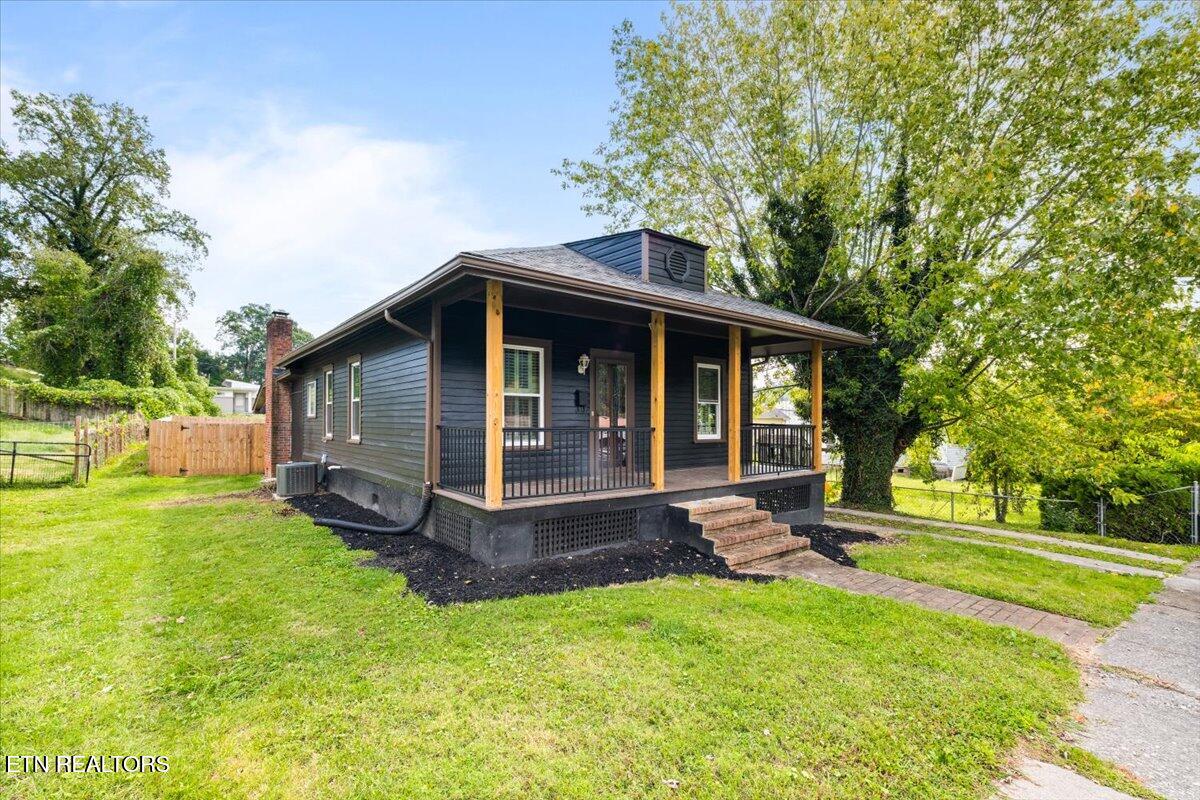 306 E Walden St, LaFollette