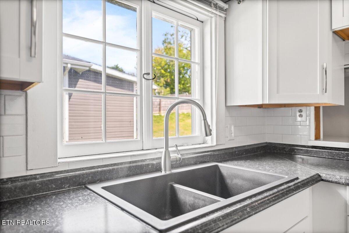 306 E Walden St, LaFollette