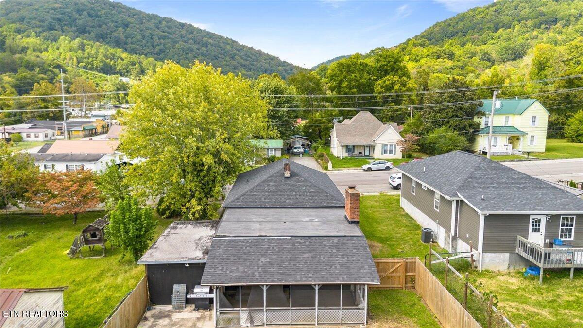 306 E Walden St, LaFollette